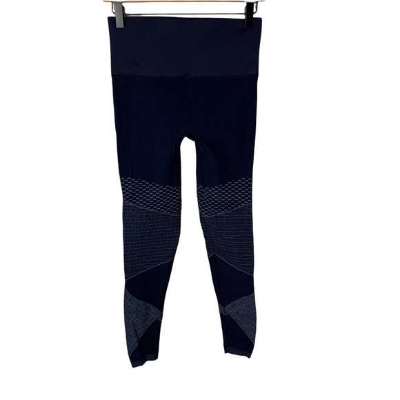 Spanx Look At Me Now Seamless Moto Leggings Indigo Sky Blue Size Medium 50200 - Picture 4 of 9